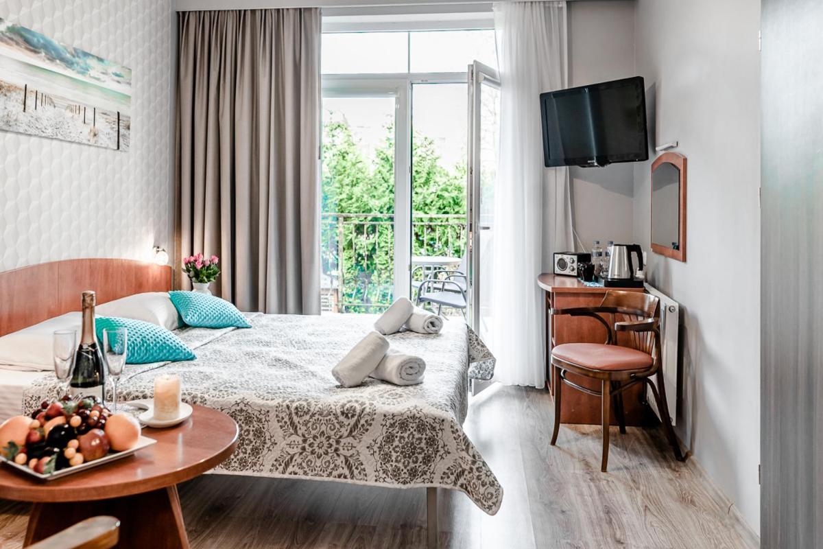 Hotel Cis Swinoujscie Kültér fotó