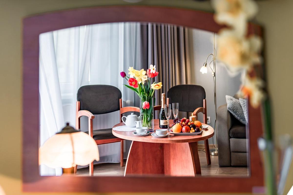 Hotel Cis Swinoujscie Kültér fotó